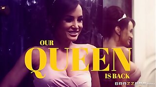 Our Queen Is Back - (Lisa Ann) in her first Anal scene in 3 years - Brazzers